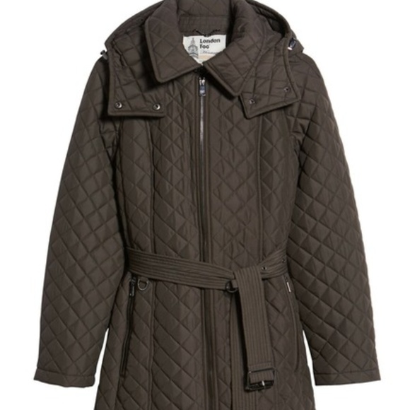 London Fog Jackets & Blazers - London Fog - Diamond Quilted Hooded Jacket M